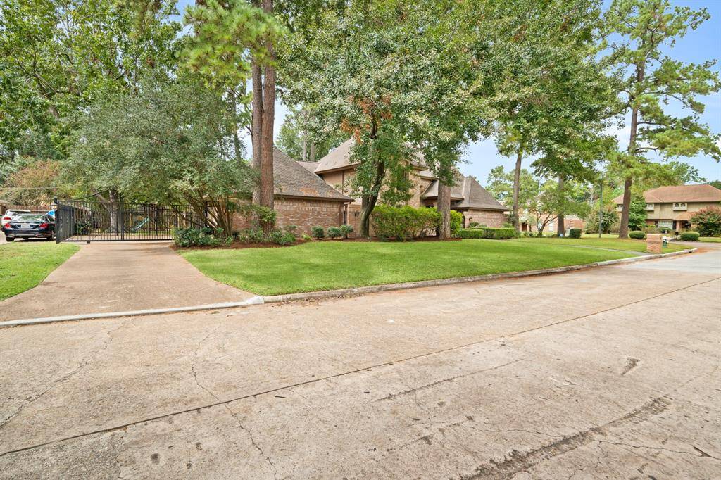 Spring, TX 77379,16127 Maplehurst DR