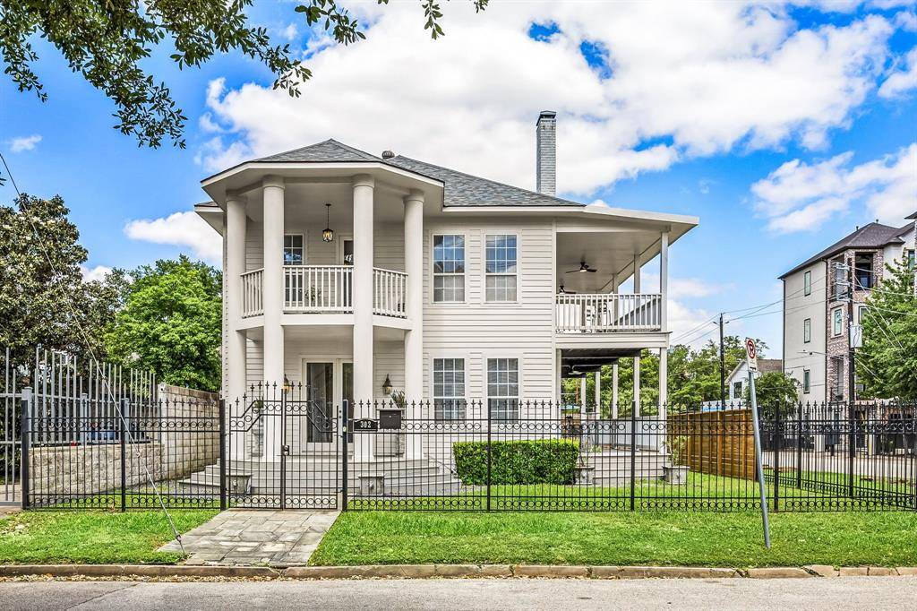 Houston, TX 77006,302 W Drew ST