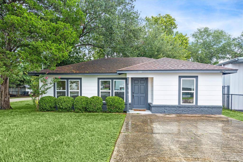Tomball, TX 77375,701 Malone ST