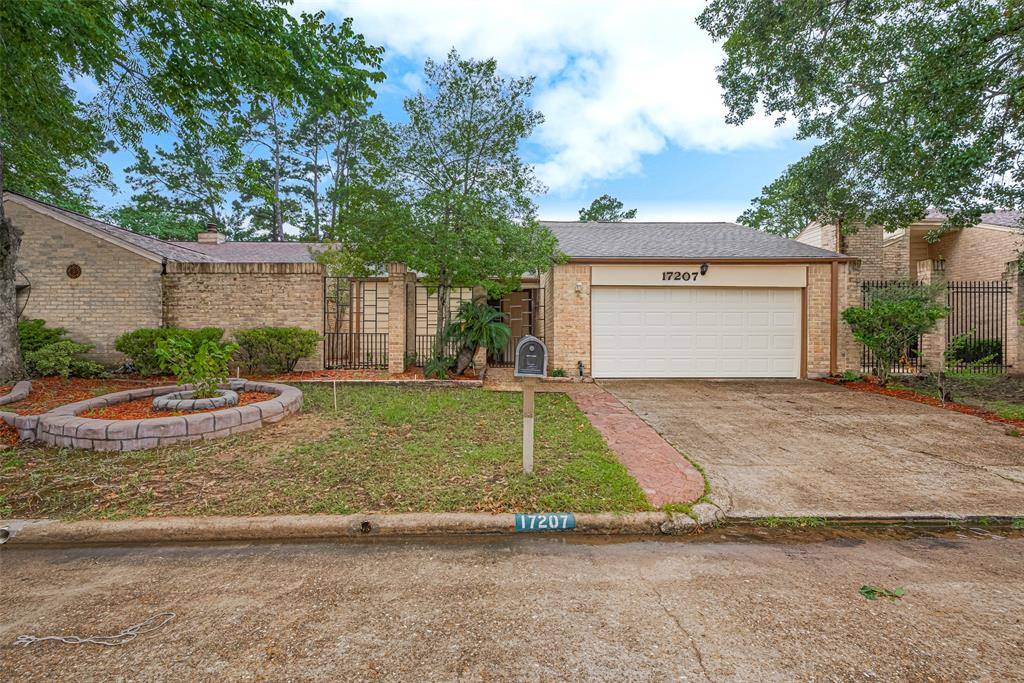 Houston, TX 77090,17207 Meadow Butte DR