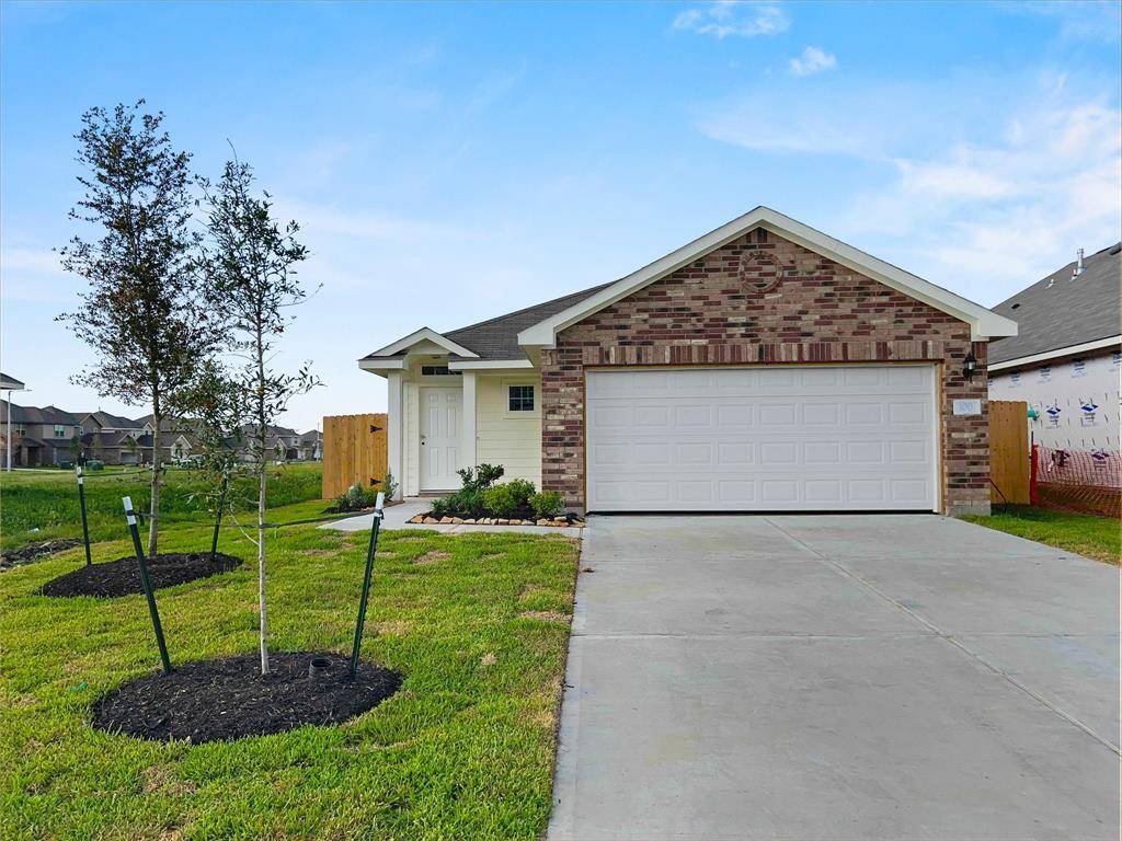 Angleton, TX 77515,100 Kelly ST