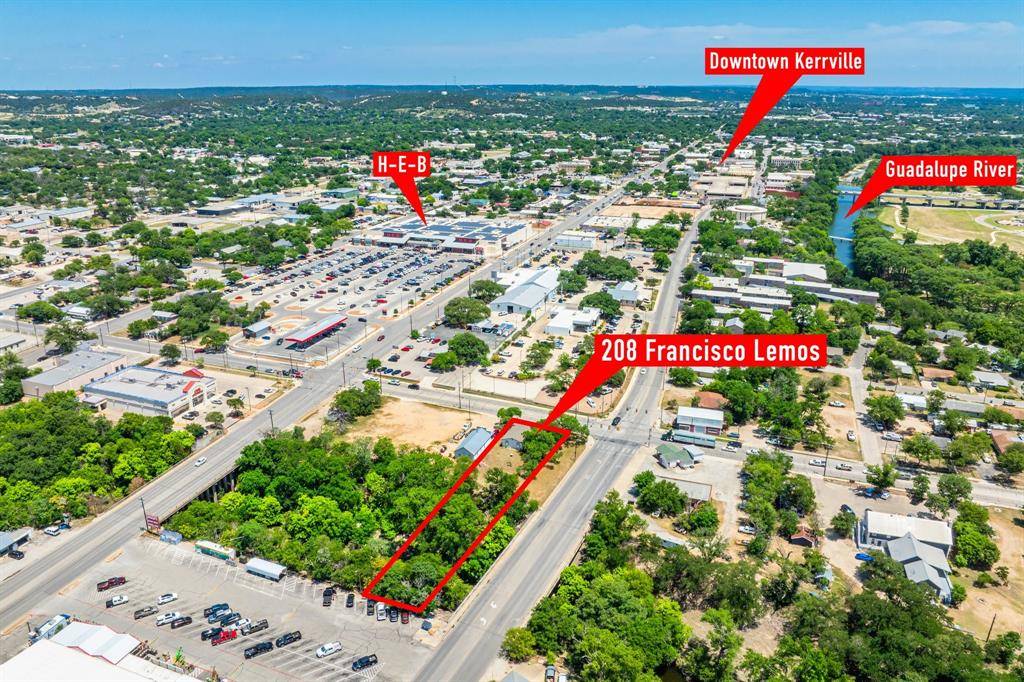Kerrville, TX 78028,208 Francisco Lemos ST