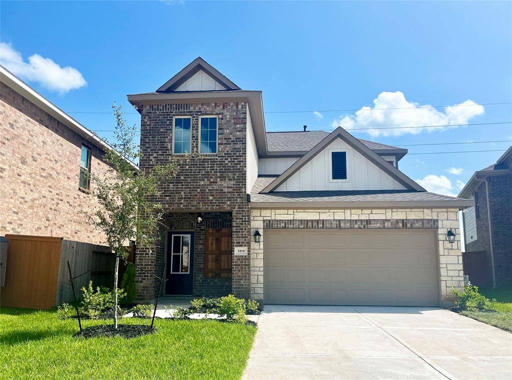 Beasley, TX 77417,1010 Gentle Nook DR