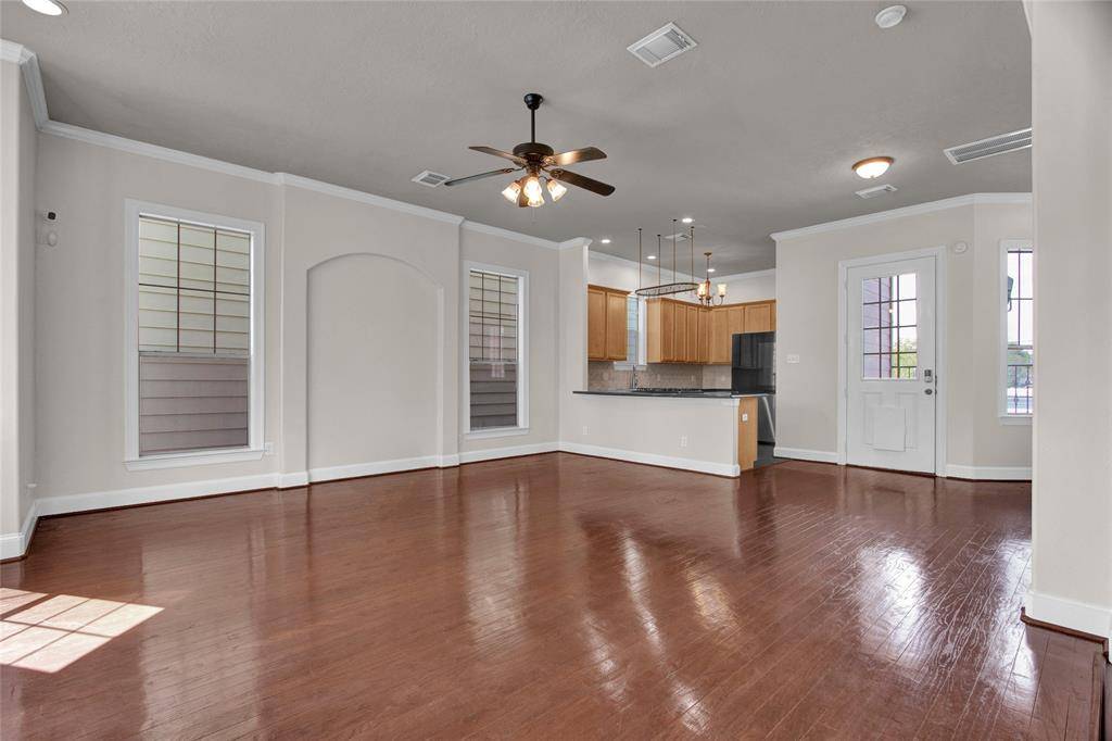 Houston, TX 77009,1006 Temple ST