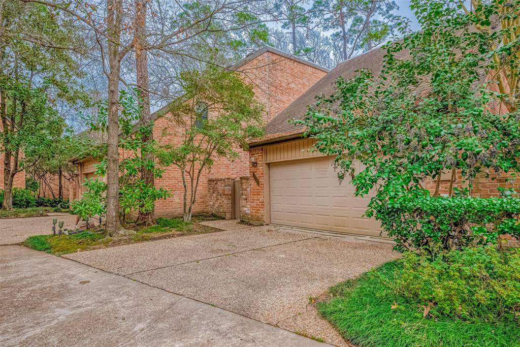 Houston, TX 77024,238 Sugarberry CIR