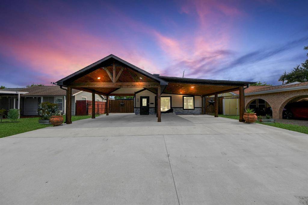 Pasadena, TX 77503,3013 Bond ST