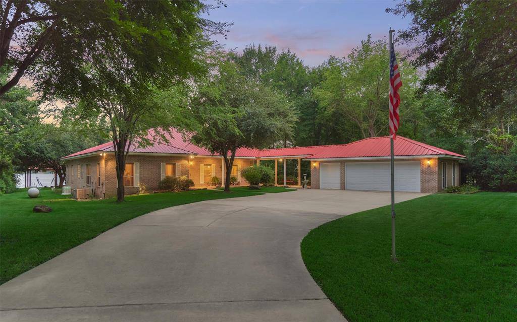 Willis, TX 77318,15188 Paradise View DR