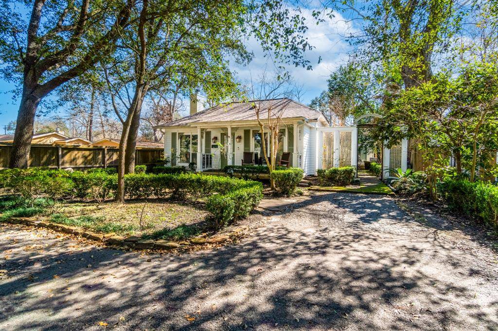 League City, TX 77573,813 3rd ST