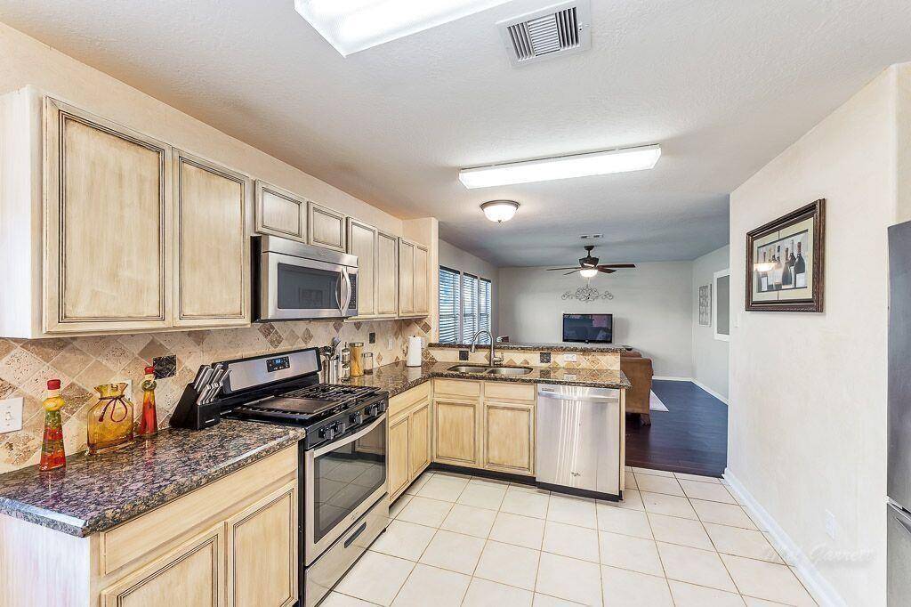 Katy, TX 77449,5903 Shining Leaf Ct