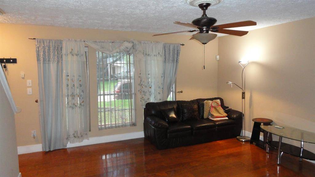 Houston, TX 77085,6307 Frosty Brook DR