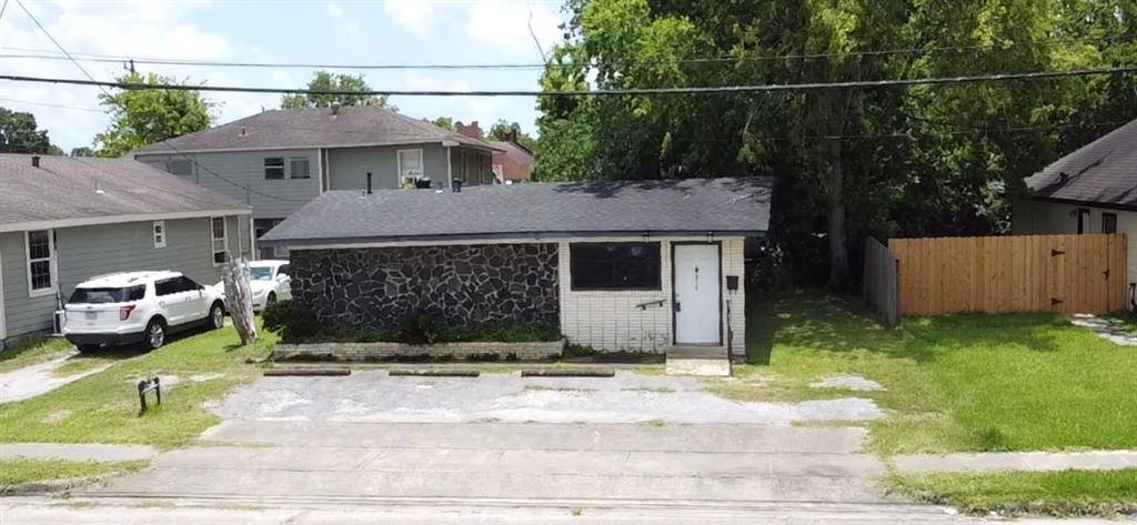 Pasadena, TX 77506,810 Thomas AVE