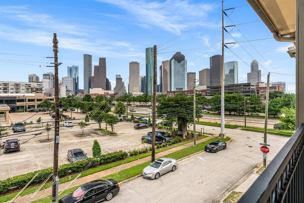 Houston, TX 77007,507 Sabine ST