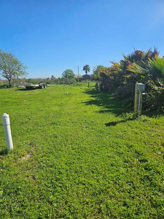 Crystal Beach, TX 77650,1102 Tuna DR