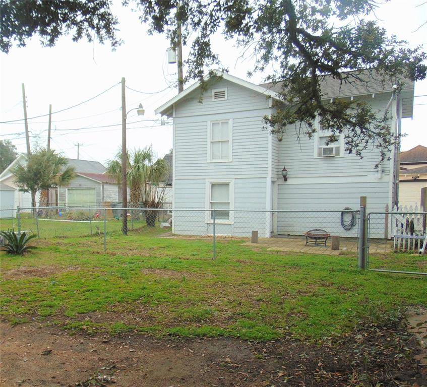 Galveston, TX 77551,5113 Avenue O 1/2 #Rear