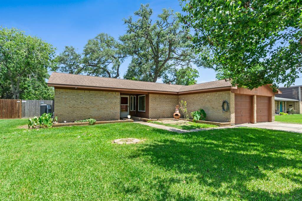 Lake Jackson, TX 77566,309 Nasturtium ST
