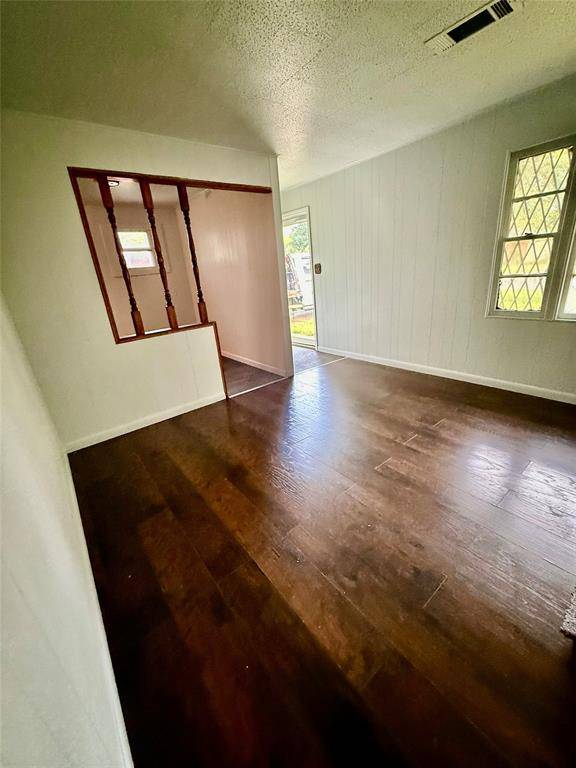 Beaumont, TX 77708,5335 Landry LN