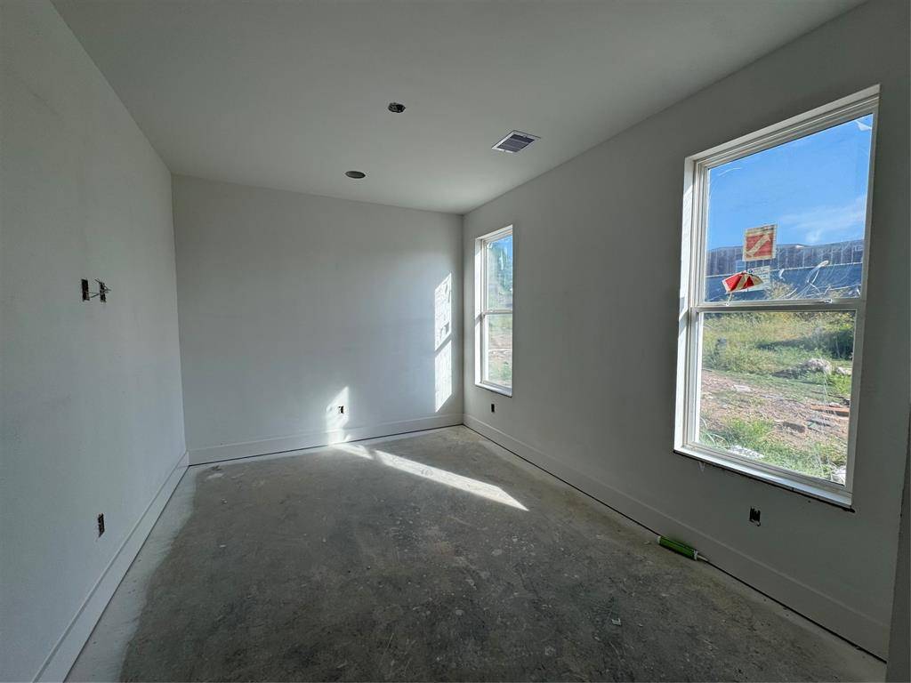 Houston, TX 77011,5107 Avenue J