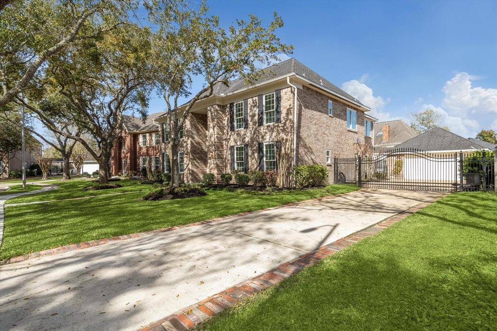 Sugar Land, TX 77479,60 Bradford CIR