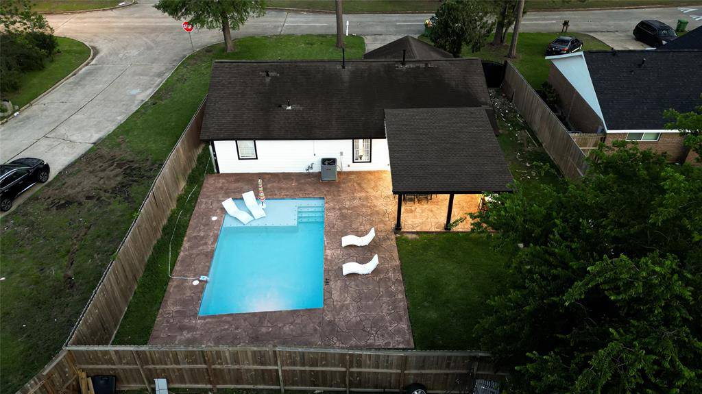 Houston, TX 77013,12115 Wood Forest DR