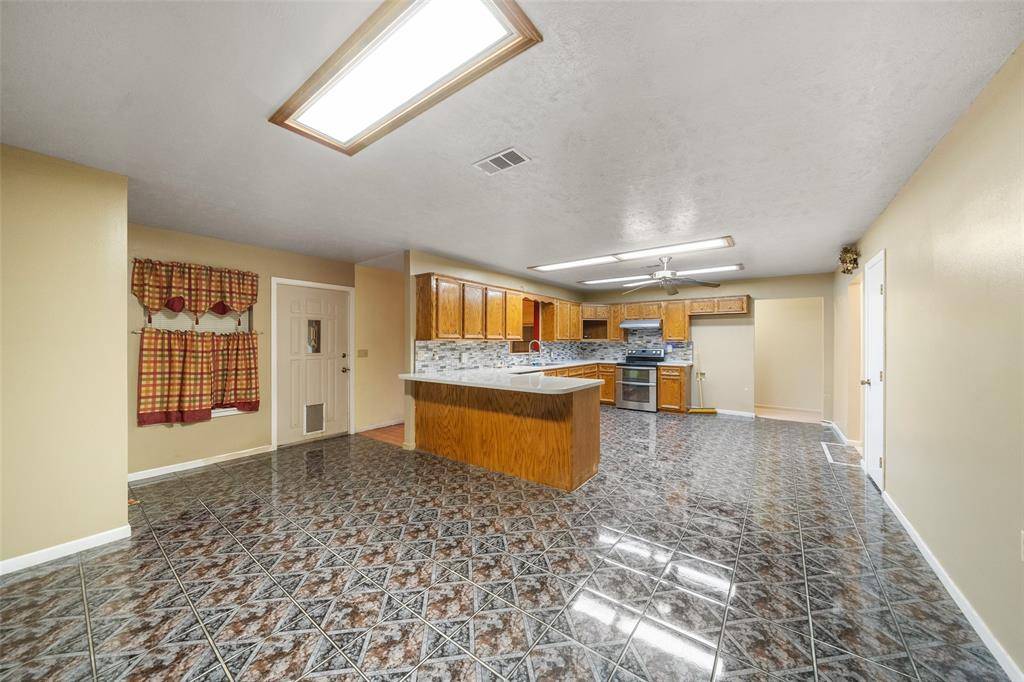 Livingston, TX 77351,302 Garden City RD