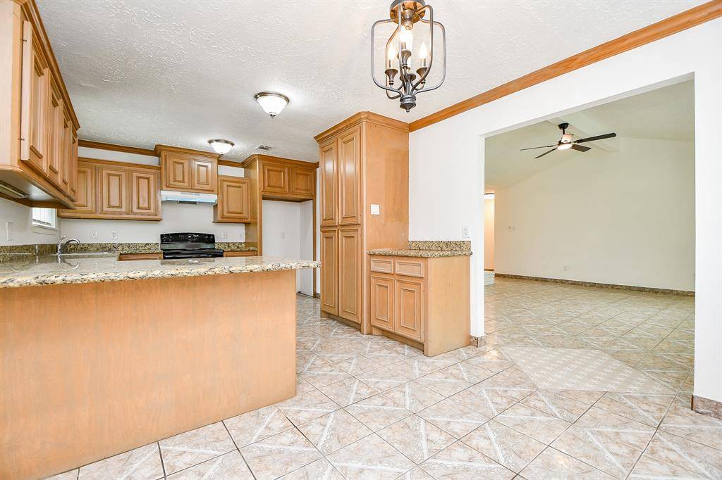 Houston, TX 77067,2430 Ridge Hollow DR
