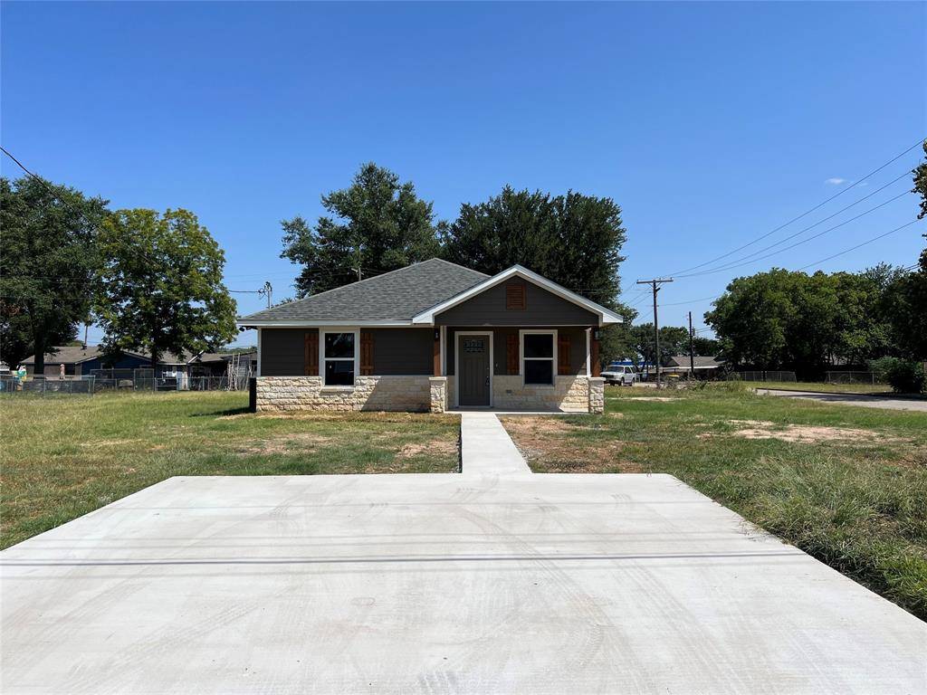 Hearne, TX 77859,709 W Evans ST