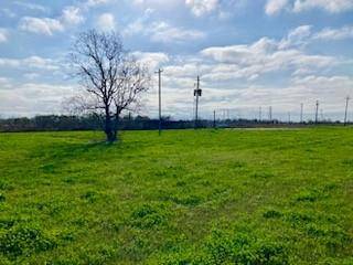 Freeport, TX 77541,3034 E Highway 332