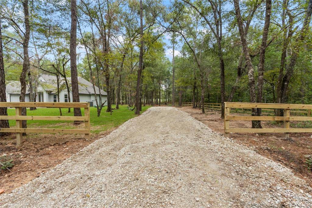 Plantersville, TX 77363,11193 Wildwood LN