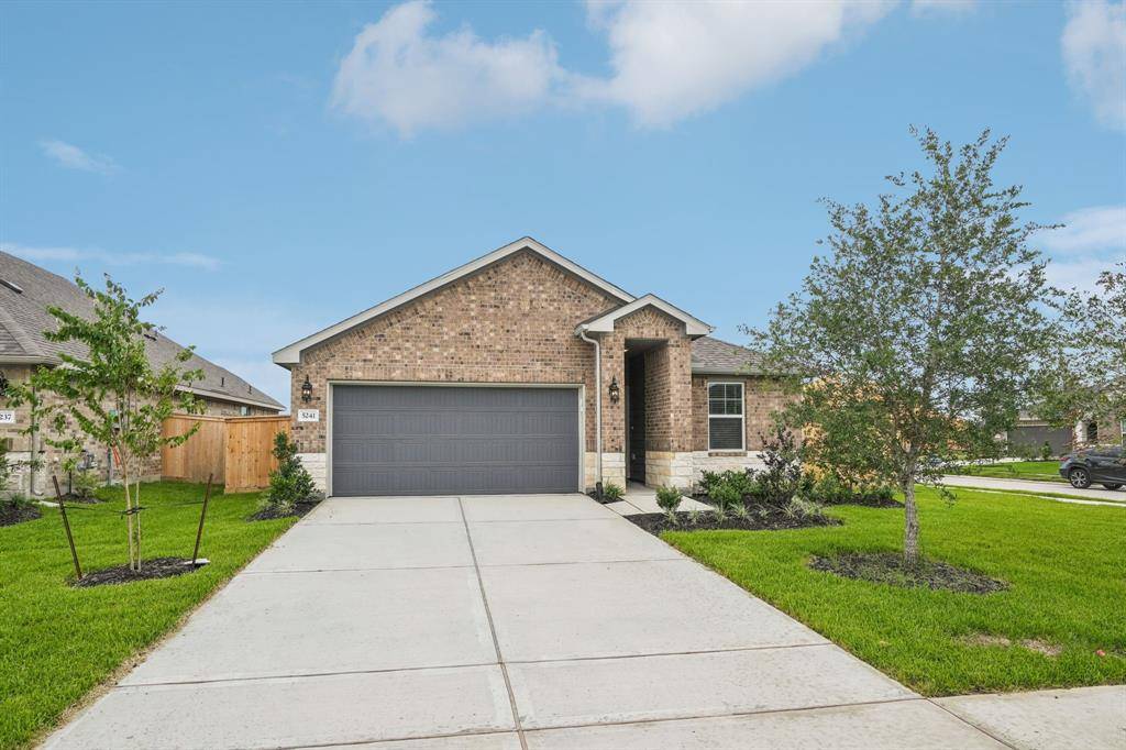 Pearland, TX 77584,5241 Harvest Season LN