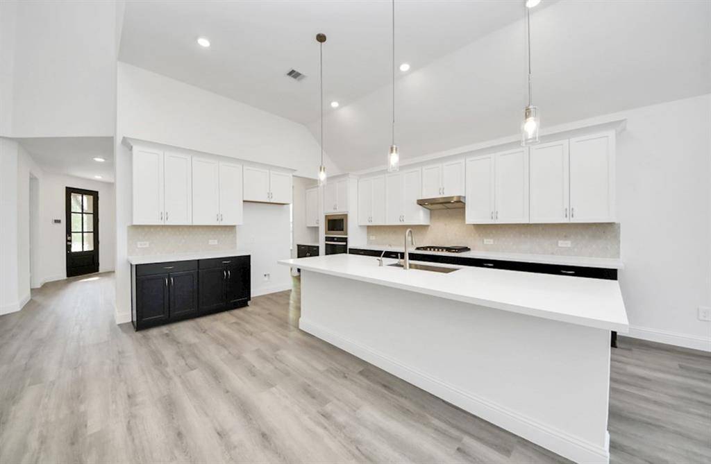 Conroe, TX 77302,17315 July Moon LN