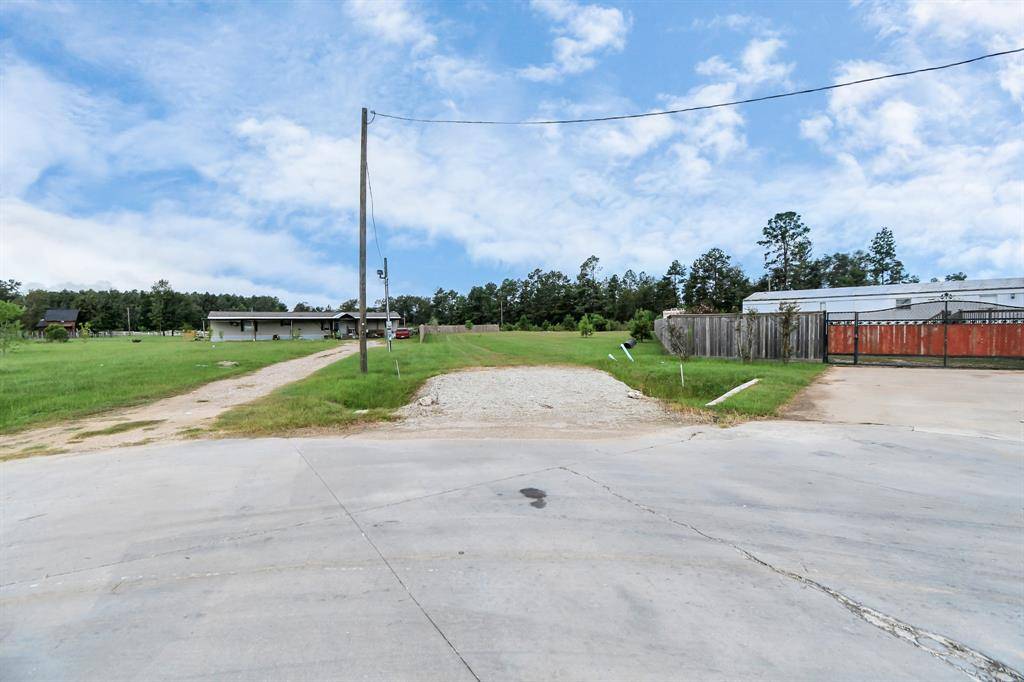 Cleveland, TX 77327,12 County Road 5039