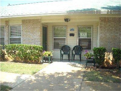 Dilley, TX 78017,500 Cross CRK