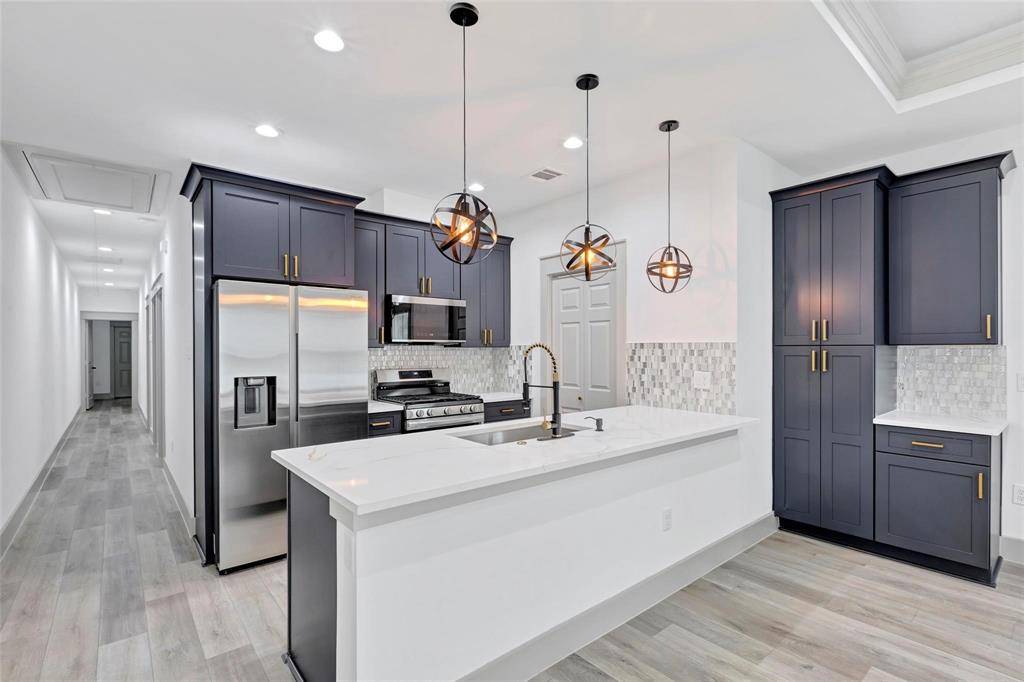 Houston, TX 77338,19307 Sears DR