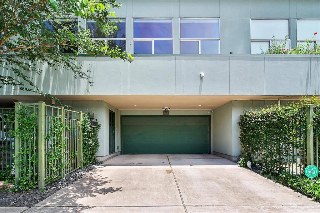 Houston, TX 77006,2223 Taft ST