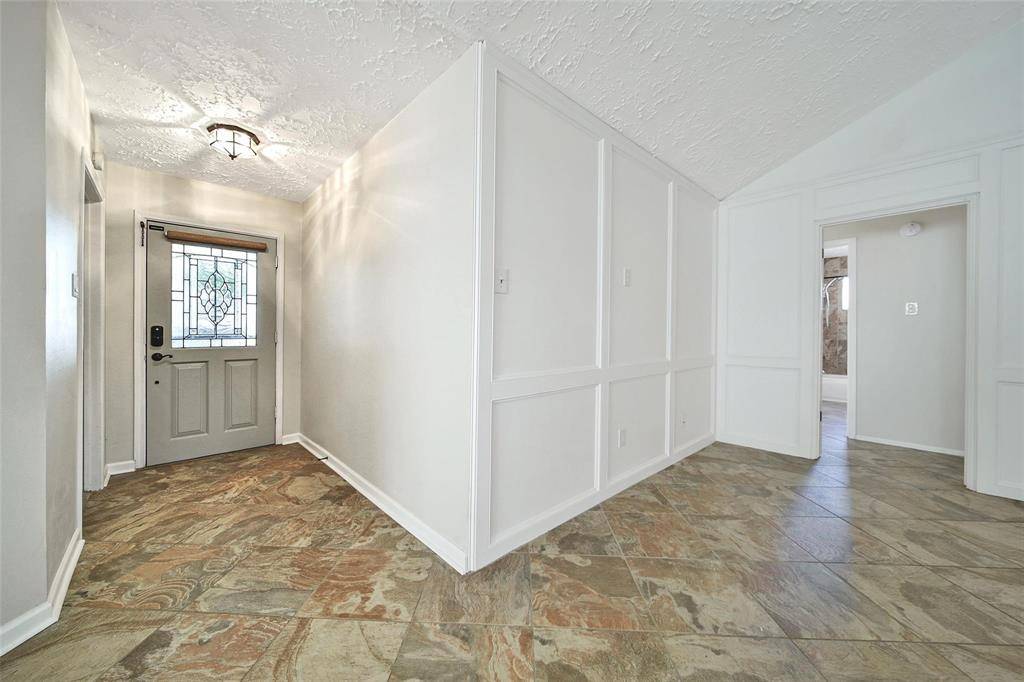 Houston, TX 77083,15611 Alta Mesa DR