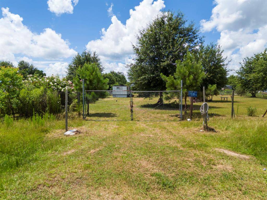 Cleveland, TX 77327,1598 County Road 3542