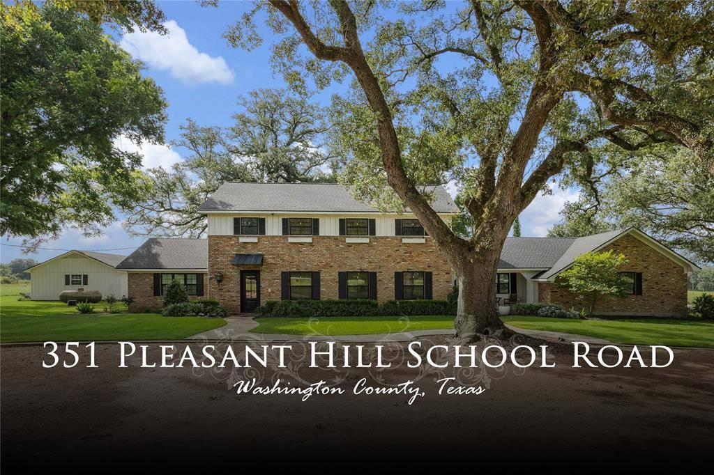 Brenham, TX 77833,351 Pleasant Hill School RD