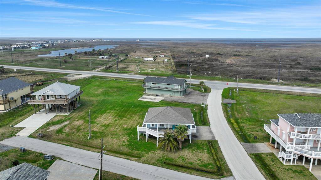 Bolivar Peninsula, TX 77650,00 Diane ST