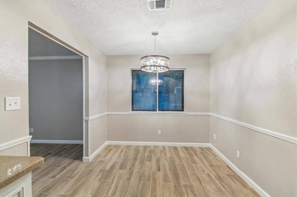 Highlands, TX 77562,604 Julie LN