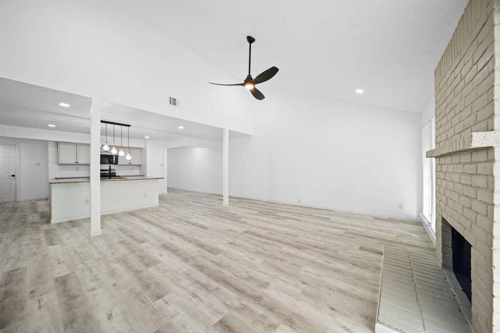 Katy, TX 77449,19207 Woodglen DR