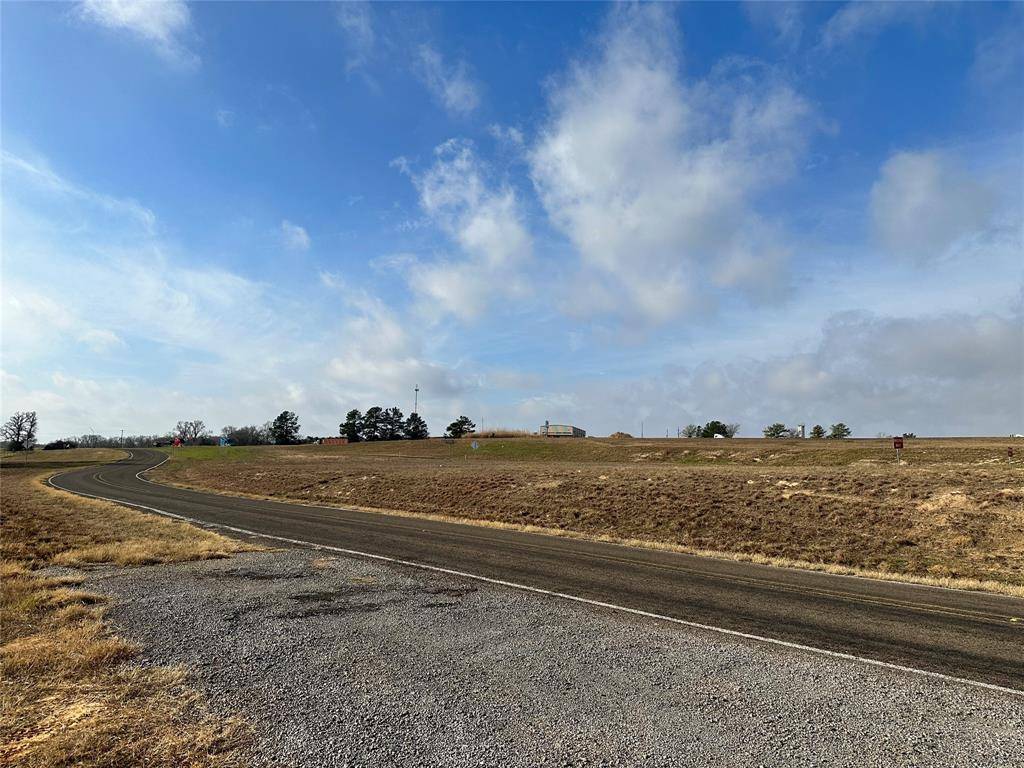 Buffalo, TX 75831,3AC Feeder 164