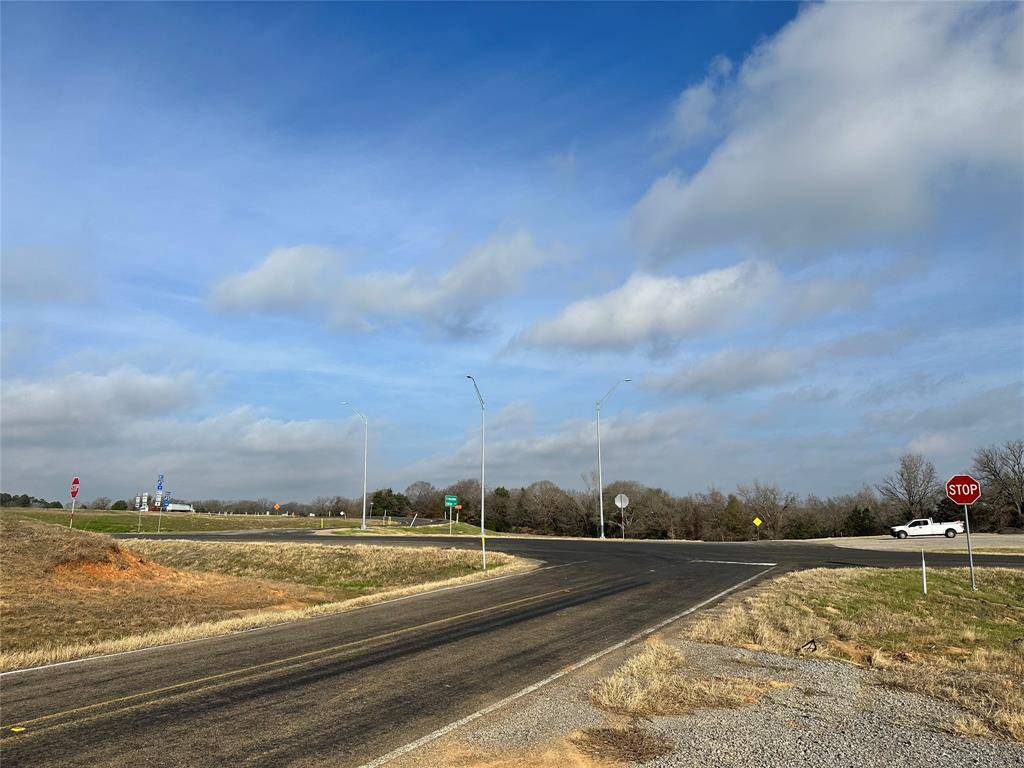 Buffalo, TX 75831,3AC Feeder 164