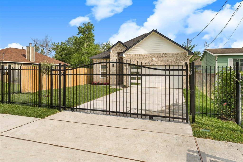 Houston, TX 77028,8125 Kenton ST