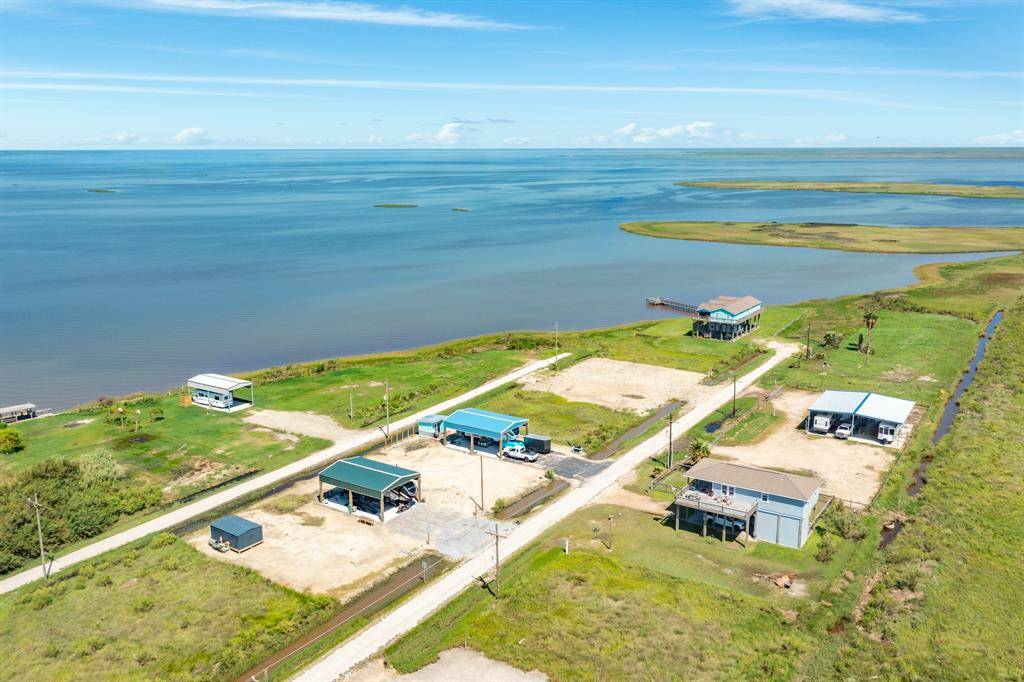 Gilchrist, TX 77617,1129 Beach Front DR