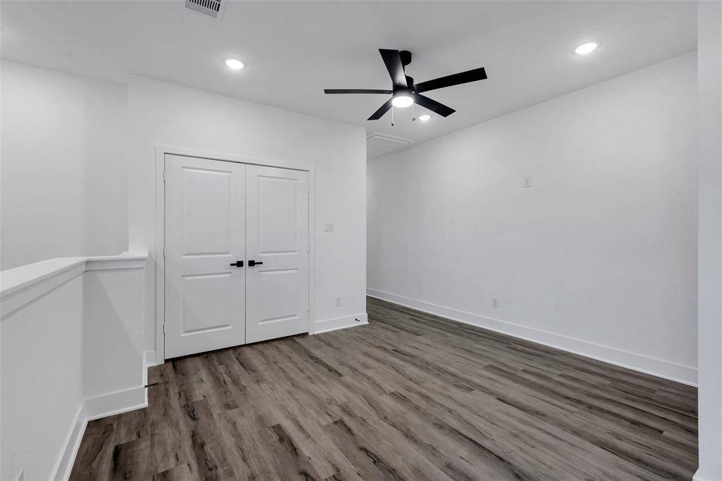 Houston, TX 77051,8328 Corinth ST #B