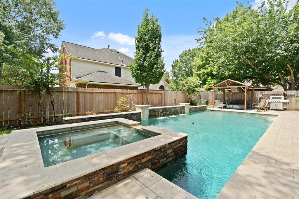 Houston, TX 77095,16403 Bogan Flats CT