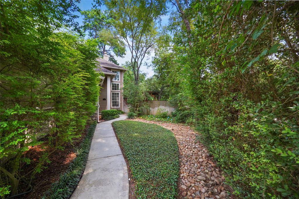 The Woodlands, TX 77382,2 Scotch Pine CT