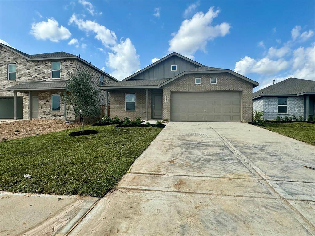 Katy, TX 77493,6639 Orange Daylily LN