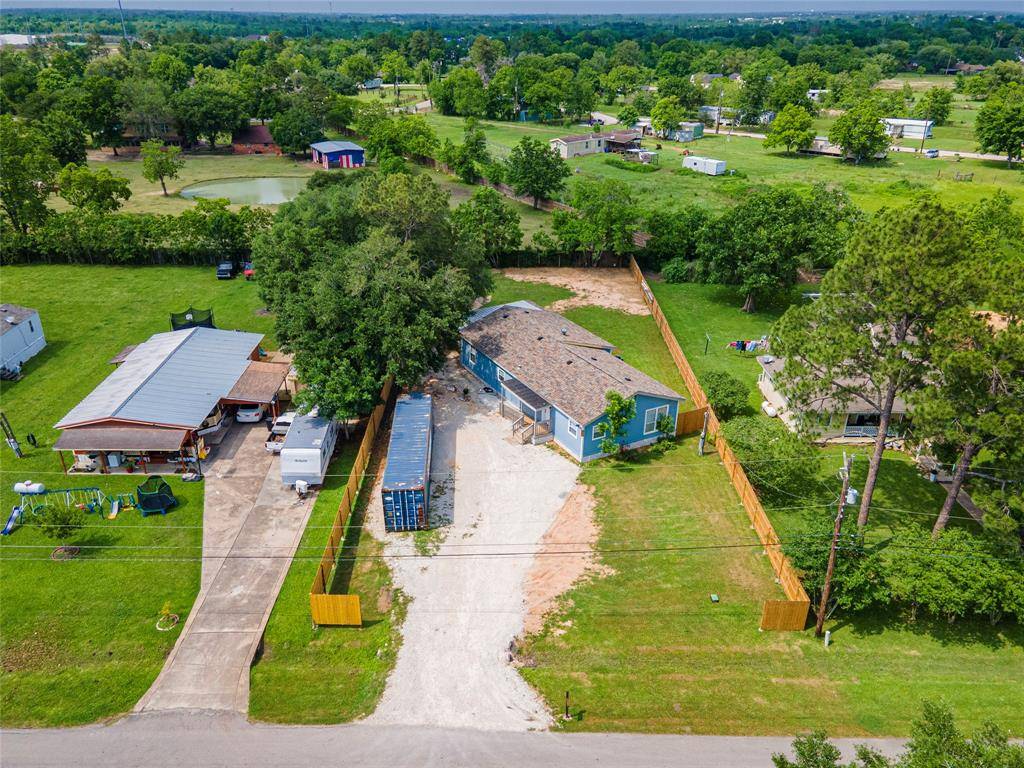 Alvin, TX 77511,577 County Road 296a