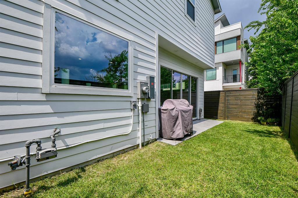 Houston, TX 77055,7603 Jacquelyn Gardens LN